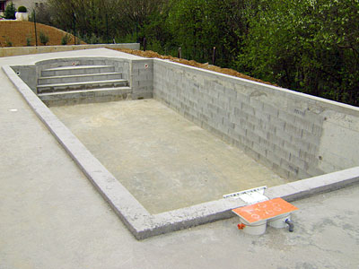 Création piscine béton à Fontenay-le-Comte